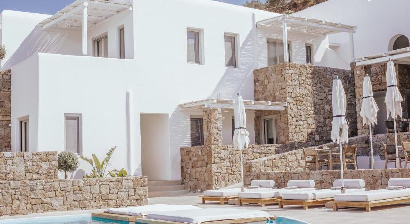 Arocaria Mykonos photo