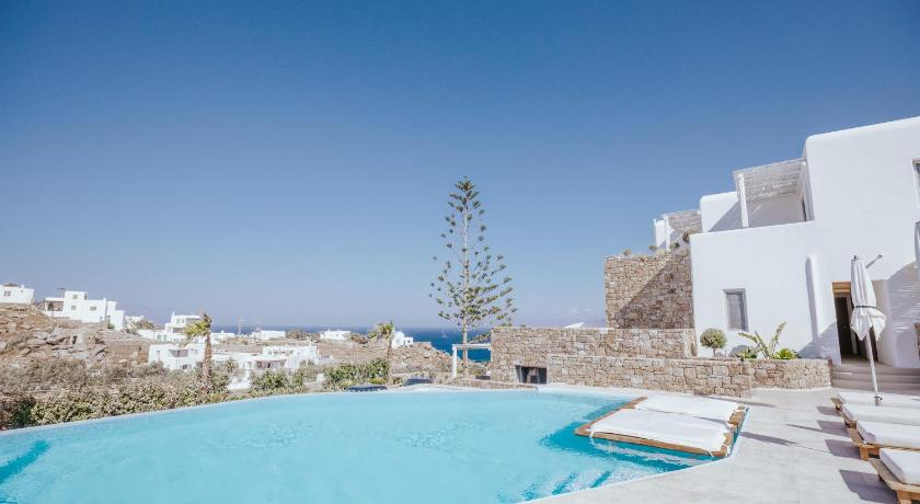 Arocaria Mykonos photo