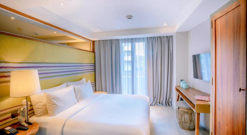 Image of Junior Suite with Complimentary Treats 4