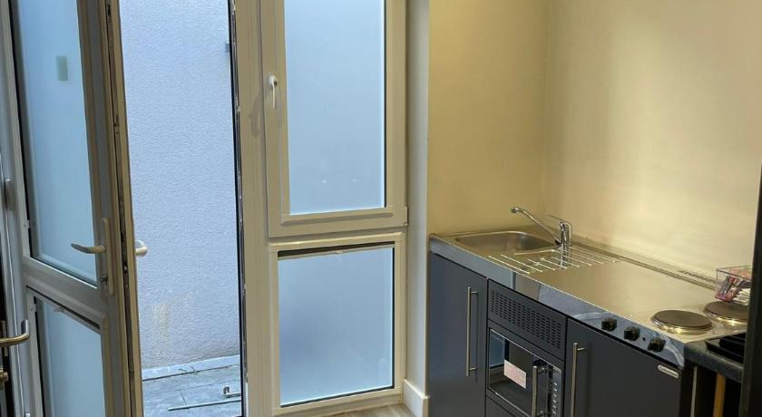 Image of Triple Room 1