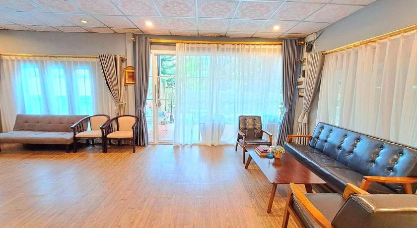 Deluxe Queen Room with Two Queen Beds, Amantra homestay & village in Surat Thani