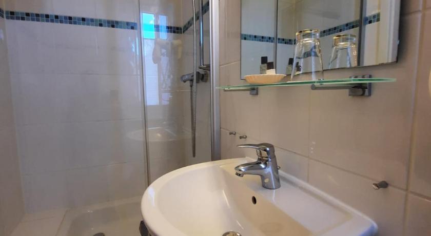 Image of Double Room 2
