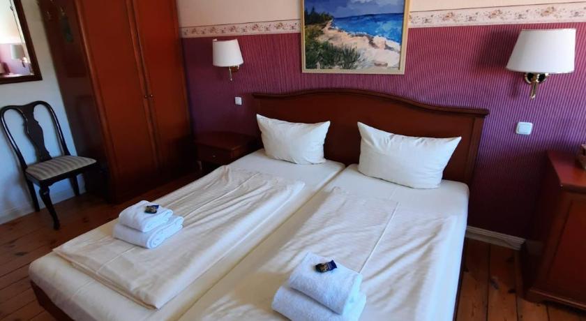 Image of Double Room 17