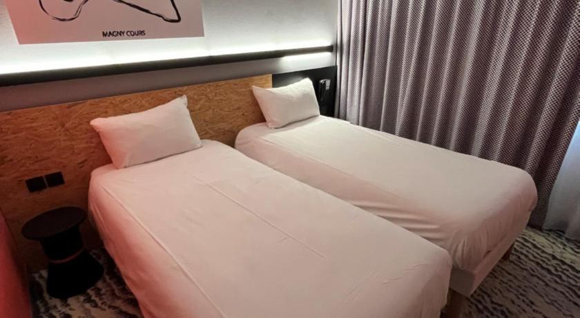 ibis Styles Bâle-Mulhouse Aéroport photo