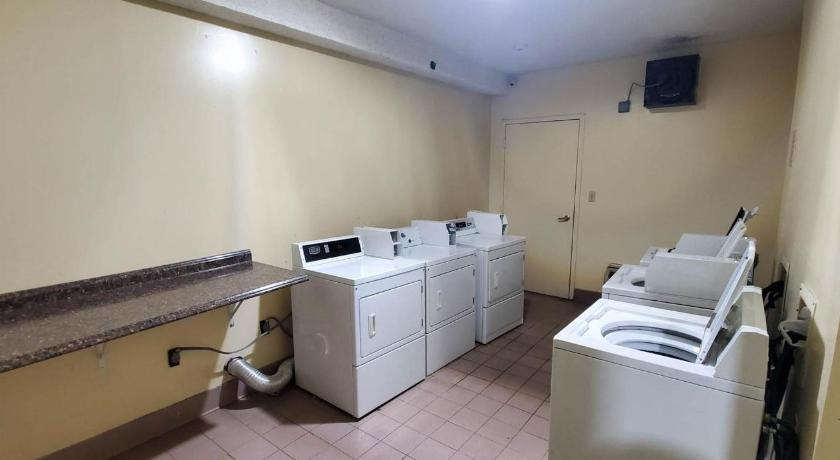Motel 6 Savannah, GA - Gateway & I-95 photo