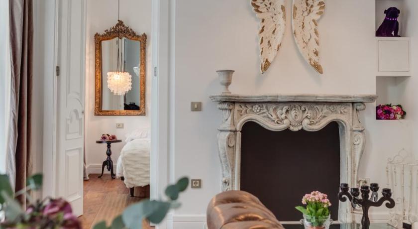 Purple Dog Suites — Hotel in Leon