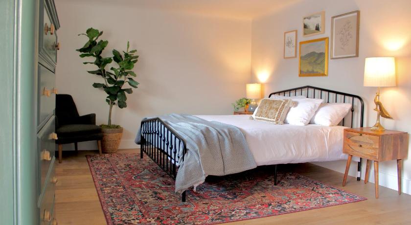 Kinnikinnik Motor Lodge — Hotel in Estes Park (CO)