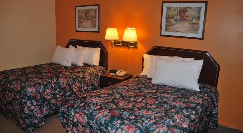 Imperial Motel Cortland photo