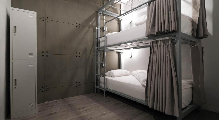 Man Cave Hostel - image 11