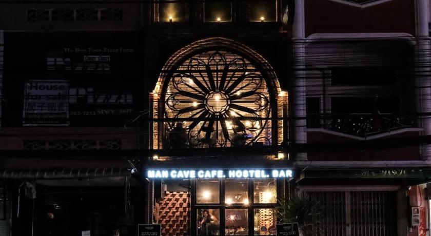Man Cave Hostel - image 3