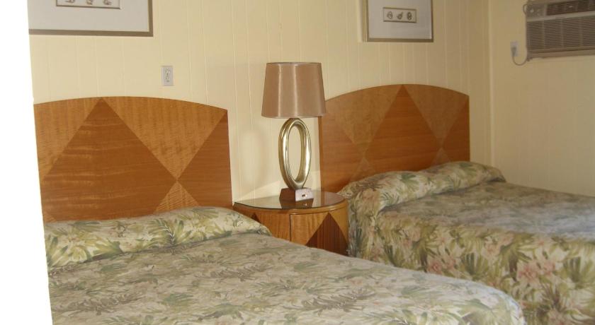 The Amethyst Beach Motel photo