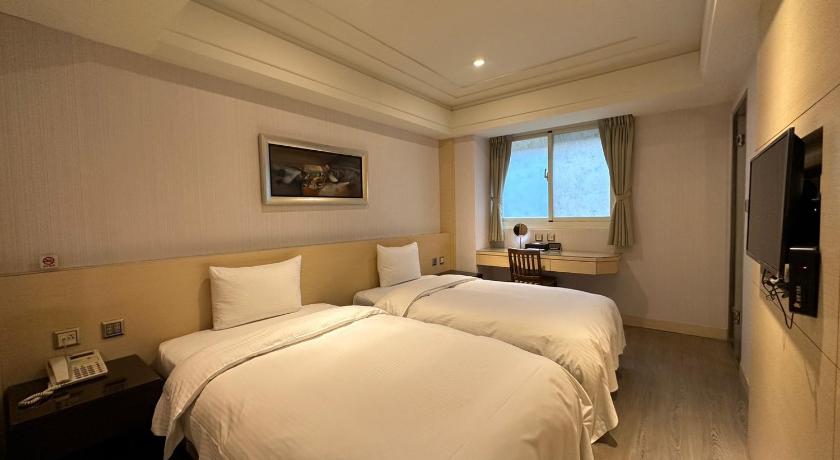 Image of Run of House Room 1