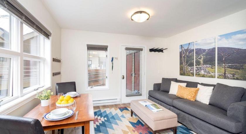 텔러라이드 (CO) Cloud Nine, Walk to Gondola, Top Floor on River & Hot Tub condo 4성급 숙소 객실