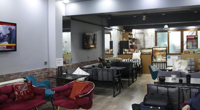 Birlik Apart Hotel - image 3