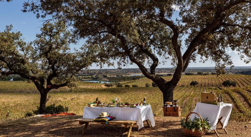 Herdade Do Sobroso Wine & Luxury Boutique Hotel 