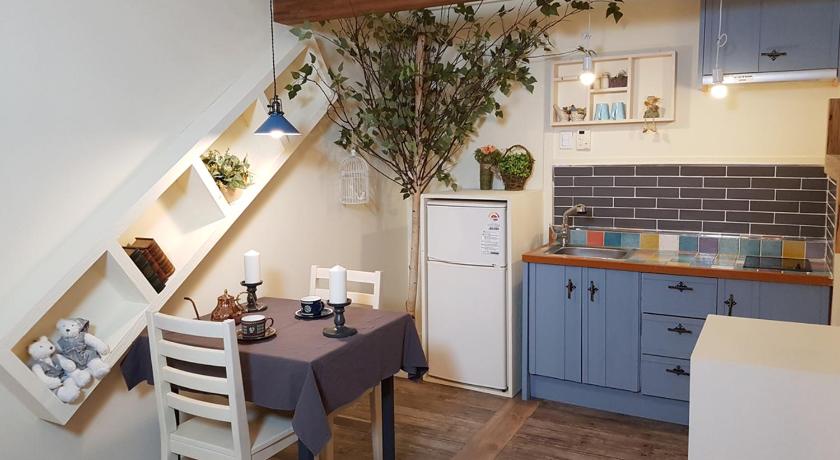 キョンジュ Art in olive pension 4つ星 ゲストハウス プール