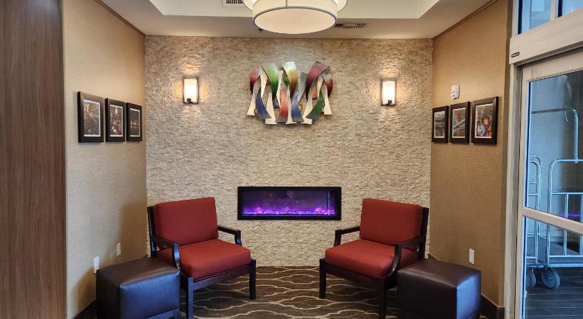 Comfort Suites photo
