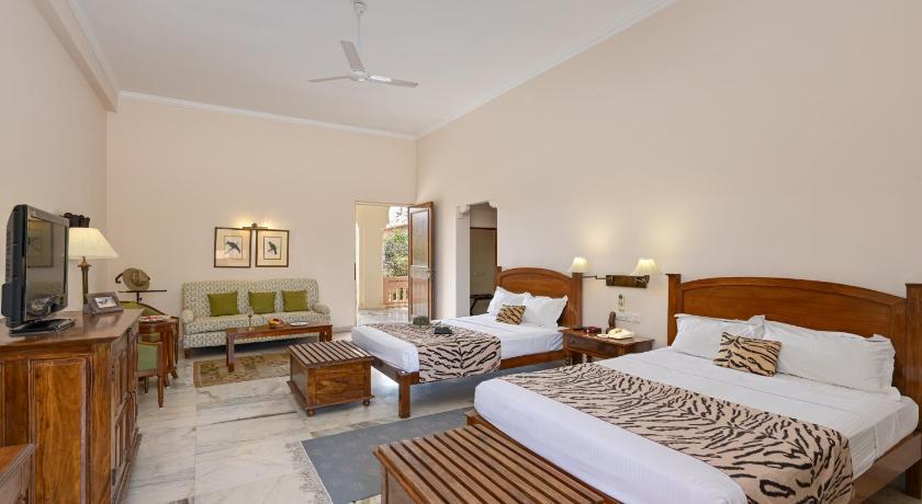 Hotel Dev Vilas photo