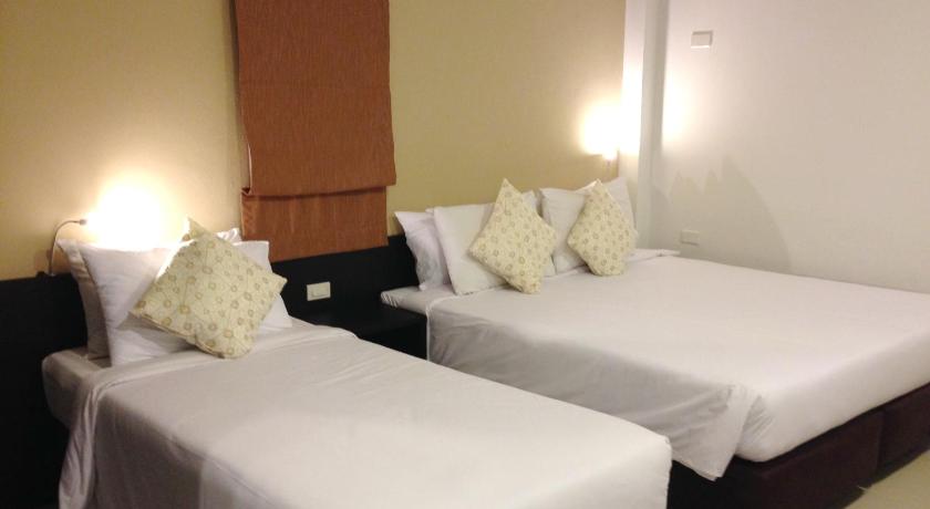 Image of Deluxe Family Room 0