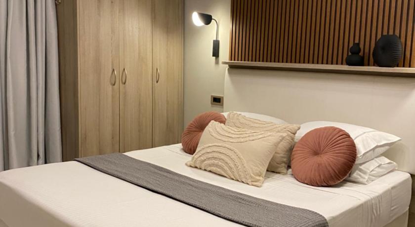 Image of Triple Room with Balcony 8