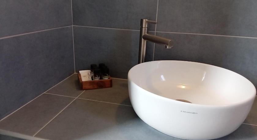 Aerides Boutique Rooms photo