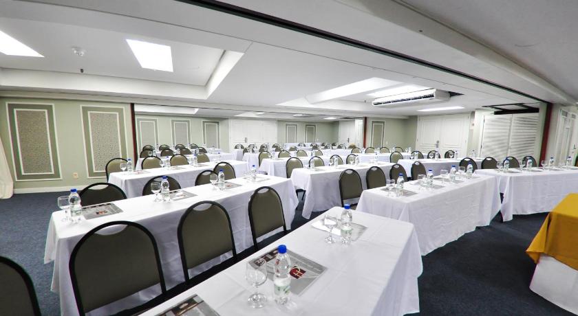 Hotel Continental Porto Alegre e Centro de Eventos