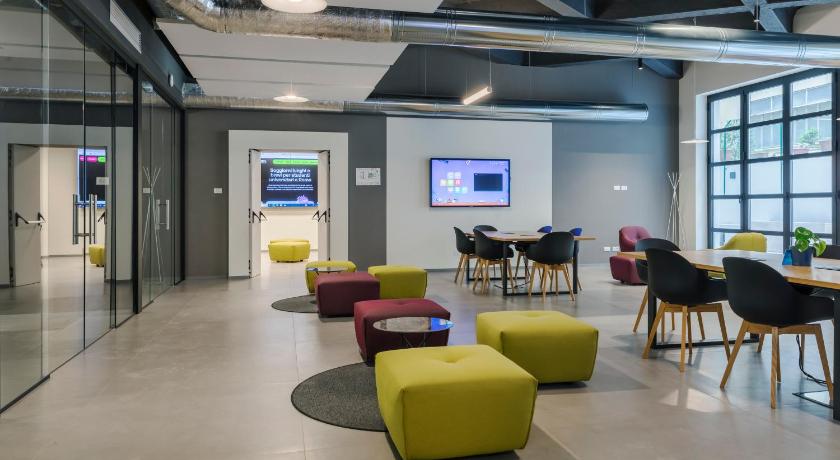 ローマ KeyZ @dotcampus Roma San Giovanni 3つ星 ホテル ロビー