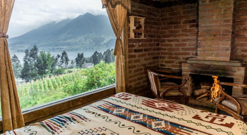 Cabanas y Glampings Balcon del lago — Hotel in Otavalo
