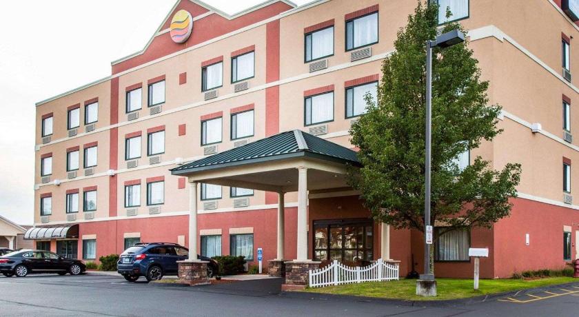 Comfort Inn East Windsor - Springfield photo