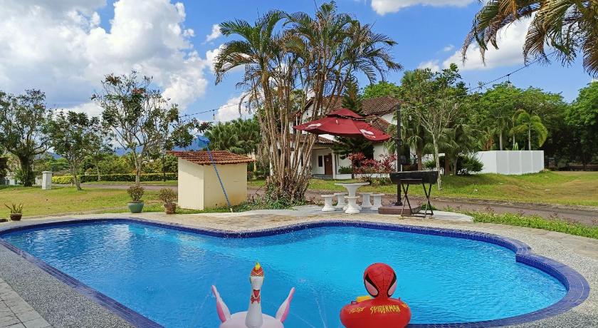 马六甲 Yussy Homestay at Afamosa Bungalow 4星级 民宿 泳池