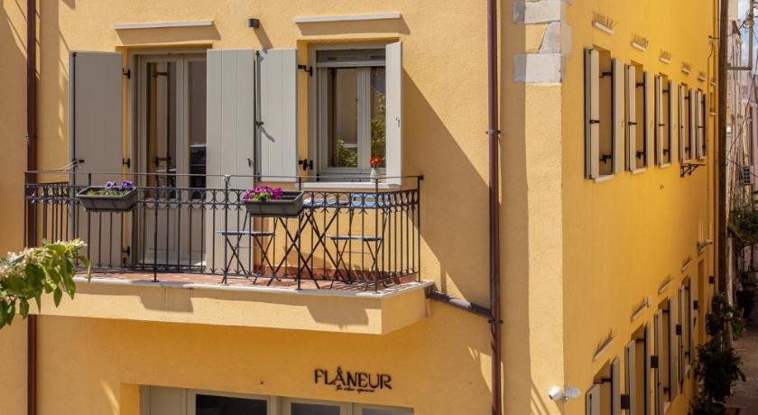 Flaneur — Hotel in Crete Island
