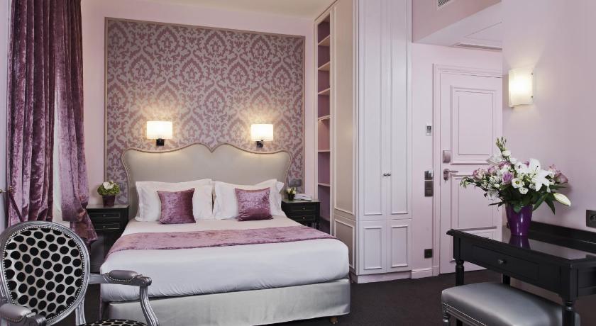 Hotel Saint Petersbourg Opera & Spa