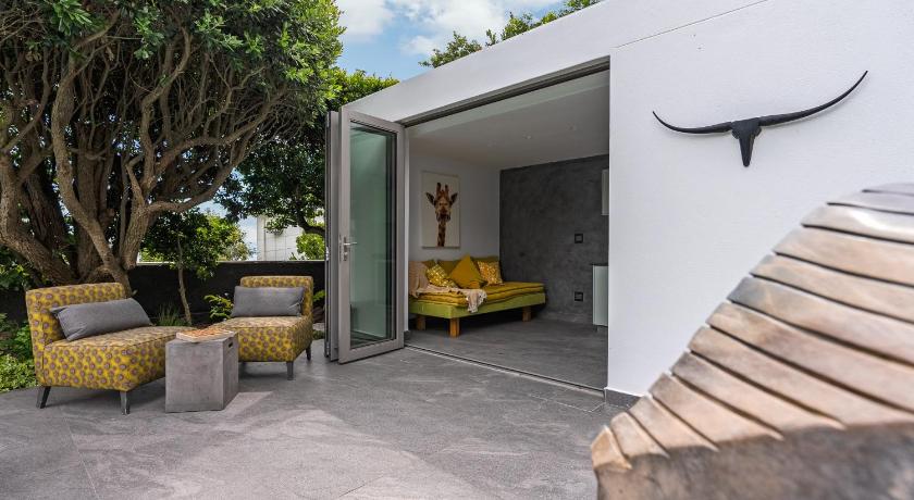 Atholl House photo