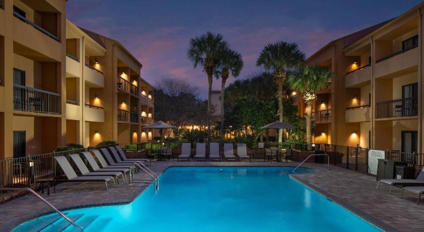 Courtyard® by Marriott® Jacksonville at the Mayo Clinic Campus/Beaches — Hotel in Jacksonville (FL)