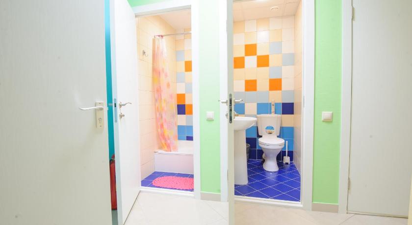 Happy House Hostel photo