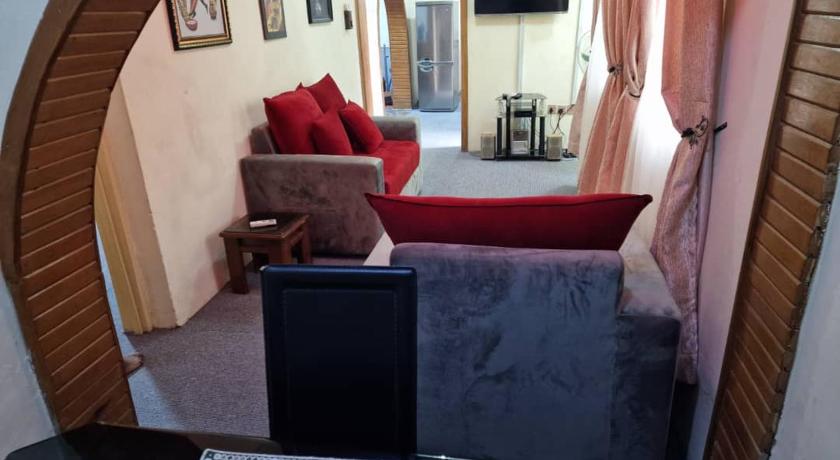 2 Bedrooms Shortlet Apartment in Oluyole Estate Ibadan photo