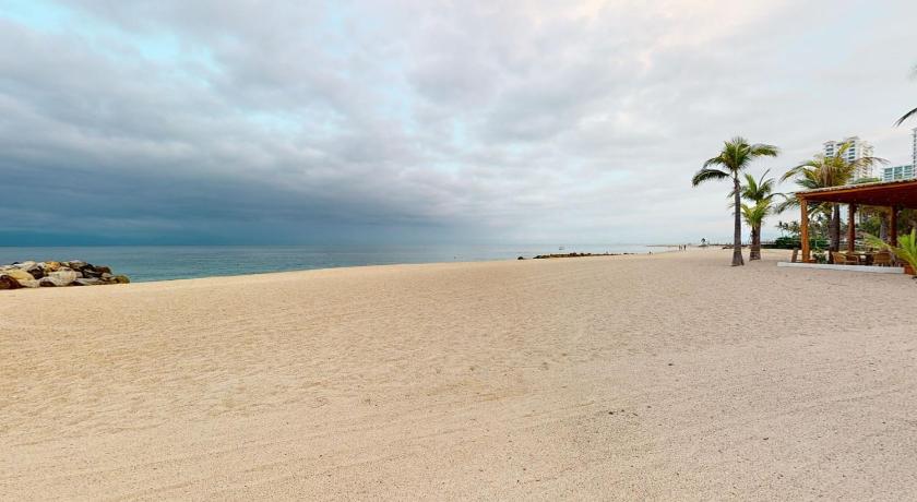 Park Royal Homestay Los Tules Puerto Vallarta photo