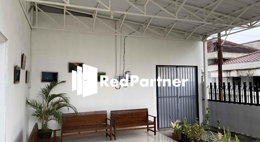Hotel Pusponjolo Syariah Semarang Mitra RedDoorz - image 4