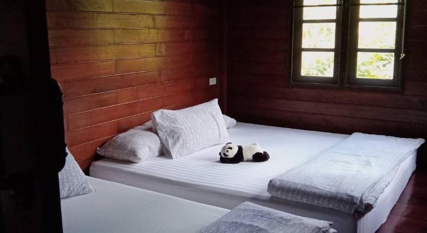 北碧 BaanRaiKhunYa 2星级 民宿 餐厅