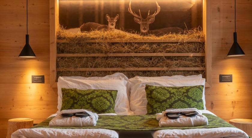 Casera Pian Grand Wellness Lodge — Hotel in Chies d'Alpago