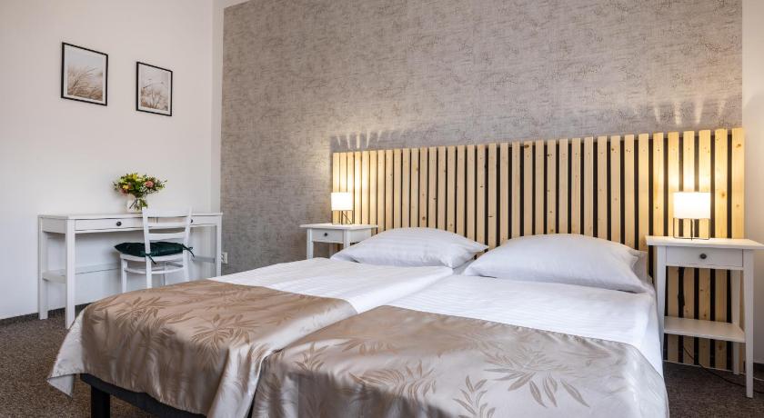 Penzion Tasner — Hotel in Litomysl