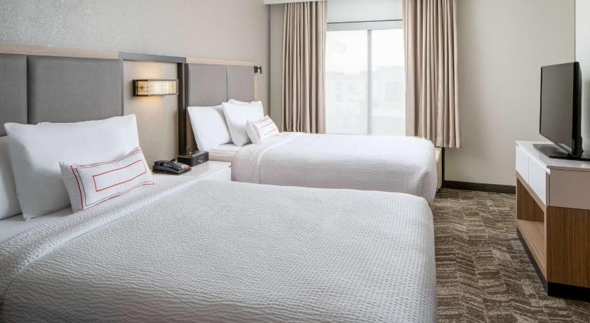 Sonesta Select Seattle Renton Suites photo