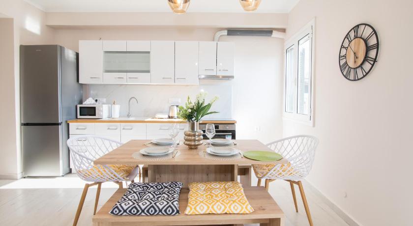Corfu City Center Modern Apartment - image 12