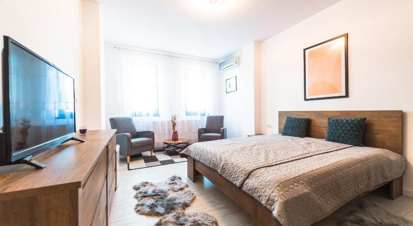 Evra Apartments