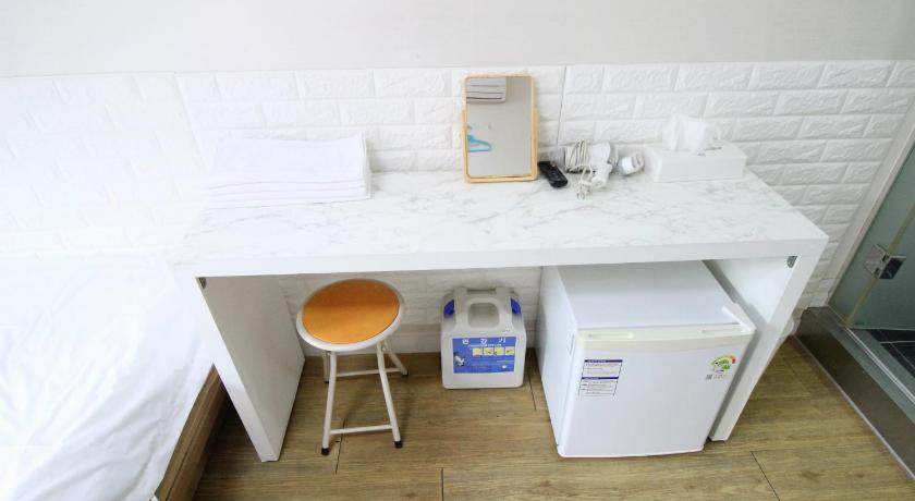 Seoul Hotel Golden Park Myeongdong 2-Star Hotel lobby