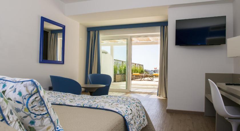 Image of Sea Garden Deluxe Double 3