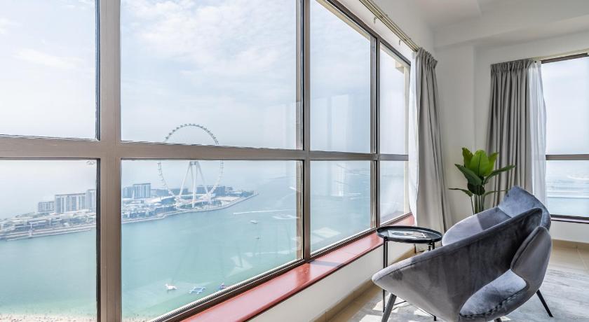 Spacious 2BR | Dubai Eye & Sea View | JBR - image 10