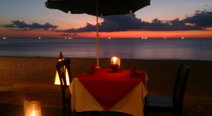 Nakara Longbeach Resort - image 6