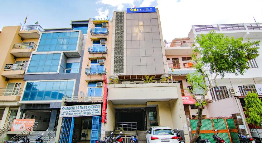 THE DIVINE HOTEL photo