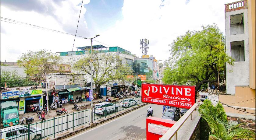 THE DIVINE HOTEL photo
